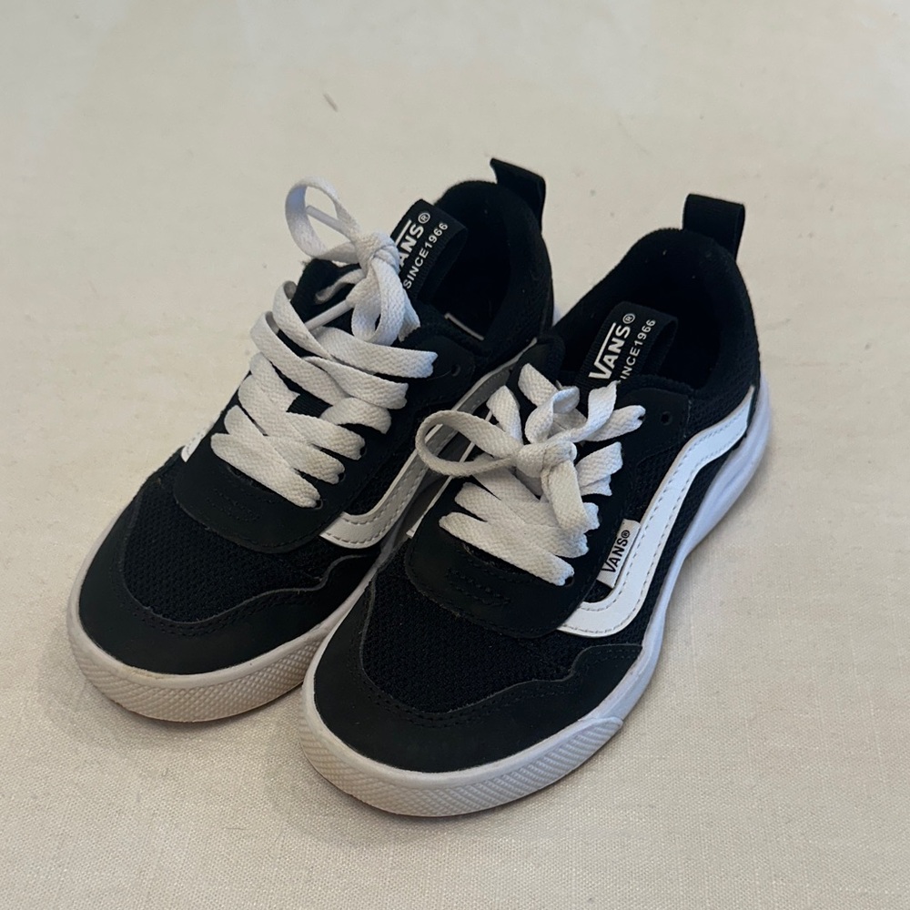 Vans Kids Black and White Low-Top Sneakers